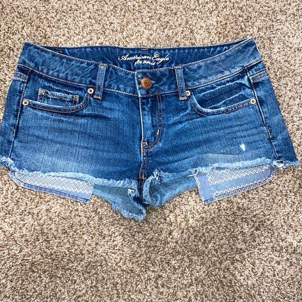 AE shorts size 4